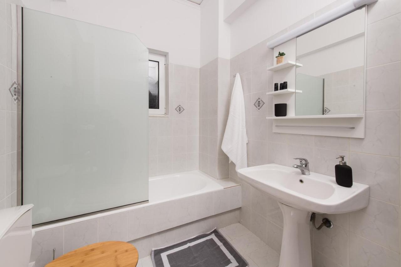 Nelion 01 - A Dream Apartment With Amazing View Aigio Exteriör bild